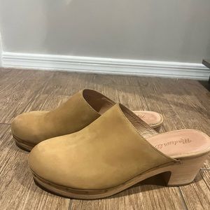 Madewell Ayanna Clog size 9